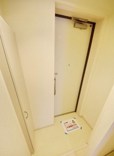 玄関　別部屋参照写真