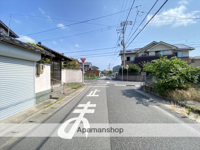 その他　前面道路（その他）まで0m