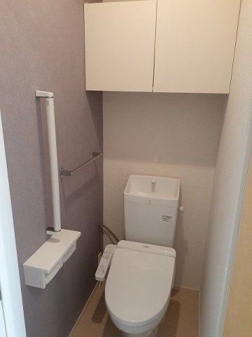 トイレ　清潔感のあるトイレです