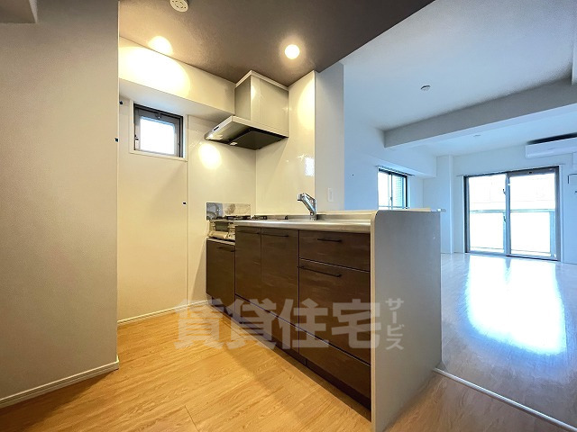 キッチン　同建物　別部屋