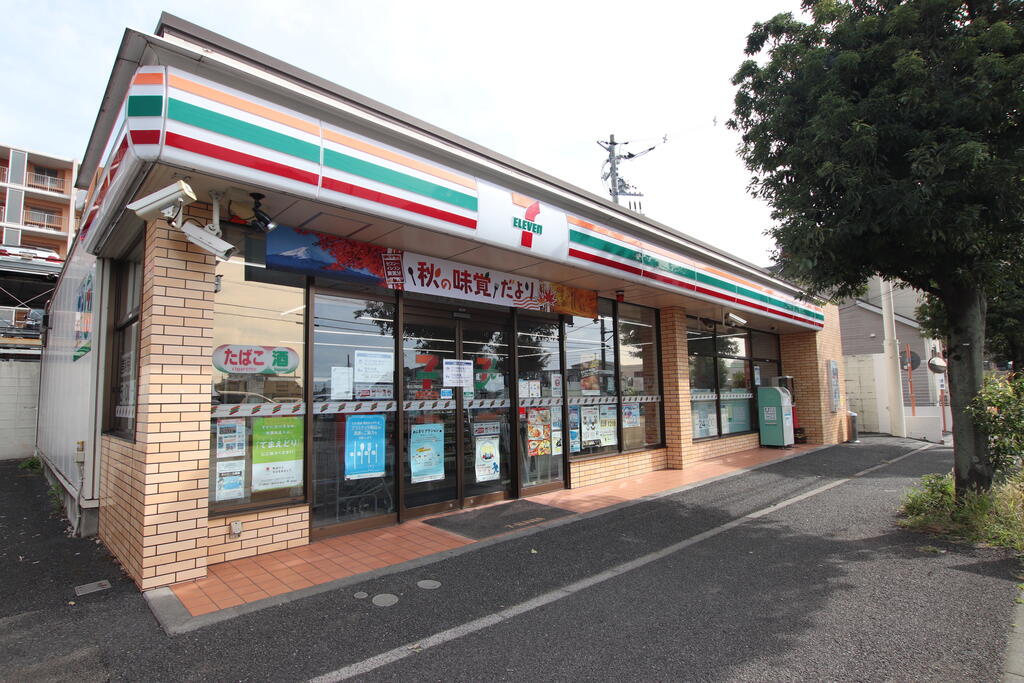 コンビニ　セブンイレブン横浜いずみ中央店（コンビニ）まで346m