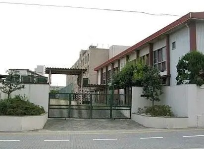 中学校　大阪市立佃中学校（中学校）まで1511m
