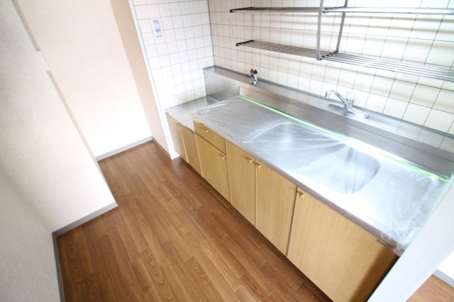 キッチン　※別部屋写真