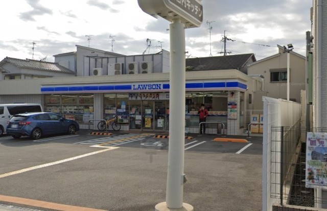 コンビニ　ローソン　豊中豊南町西五丁目店（コンビニ）まで208m