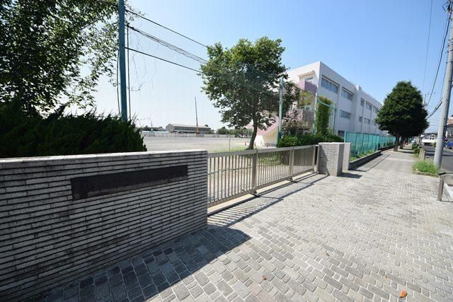 小学校　横浜市立中和田小学校（小学校）まで508m