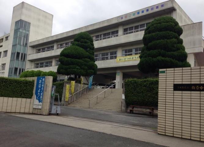 中学校　田原中学校（中学校）まで600m