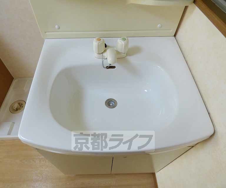 洗面設備　洗面所です。