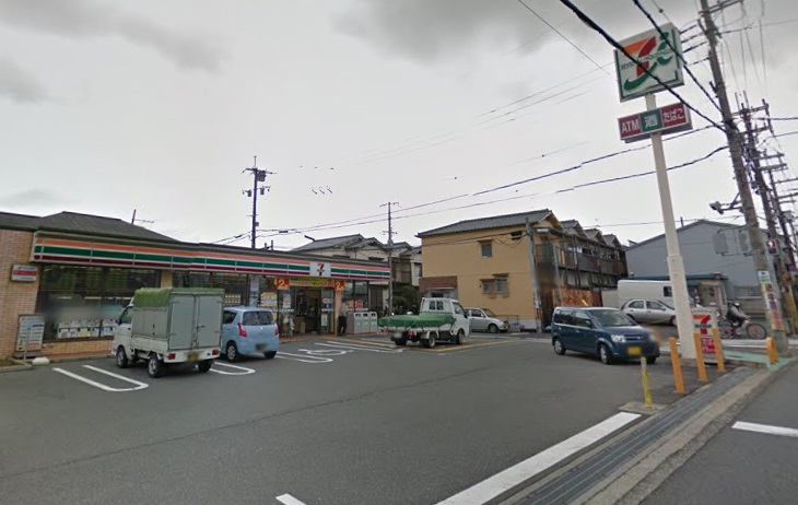 コンビニ　セブンイレブン大阪狭山東野中店（コンビニ）まで320m