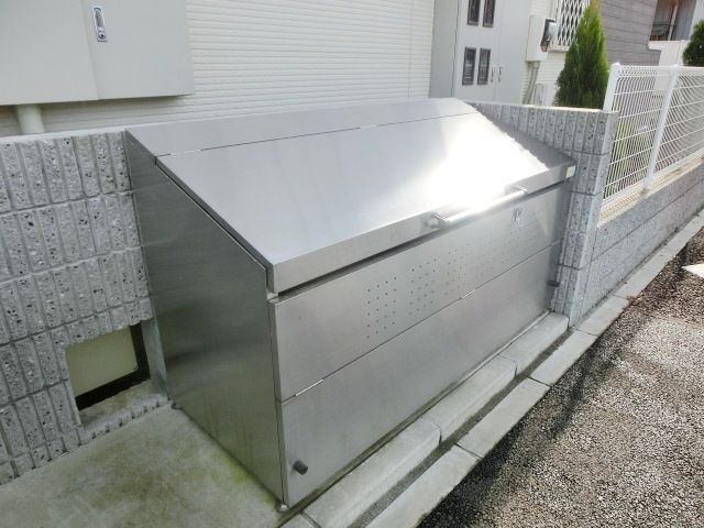 その他　敷地内ゴミ置き場