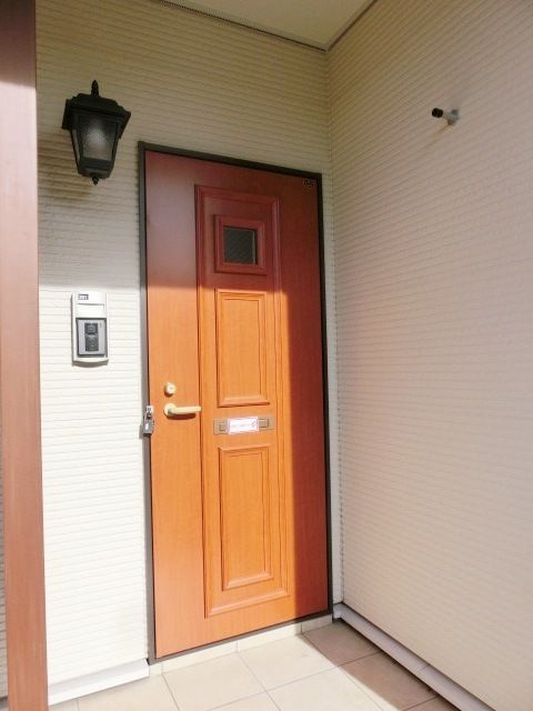 セキュリティ　安心のＴＶモニターホン完備です。