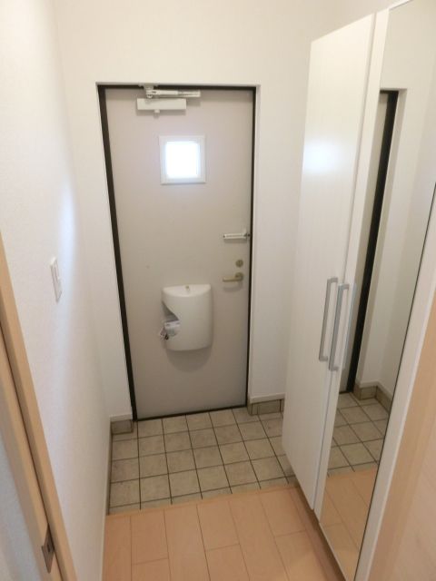 玄関　シューズボックス付きの玄関です！
