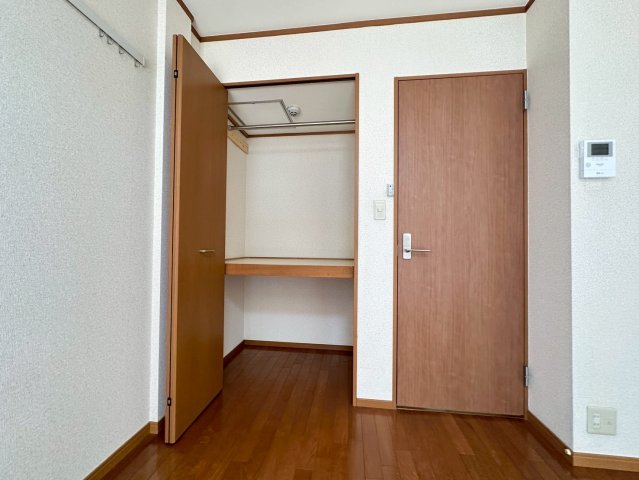 収納　★広々大型収納★