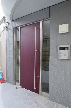 エントランス　毎日通るエントランスはこんな感じです♪