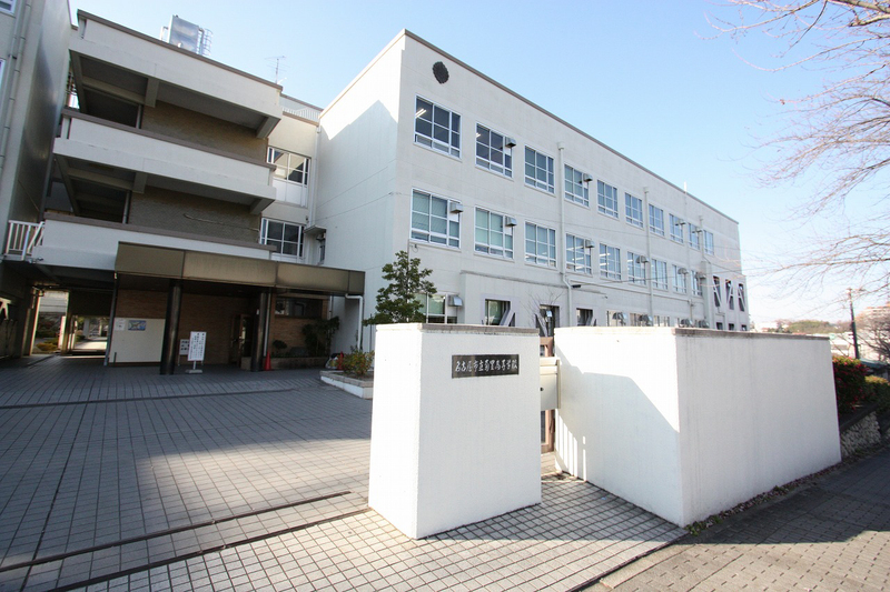 高校・高専　名古屋市立菊里高校（高校・高専）まで1415m