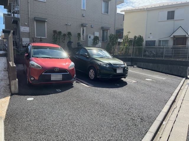 駐車場　駐車場（要空き確認）
