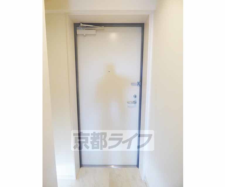 その他設備　しっかりとしたドアです。