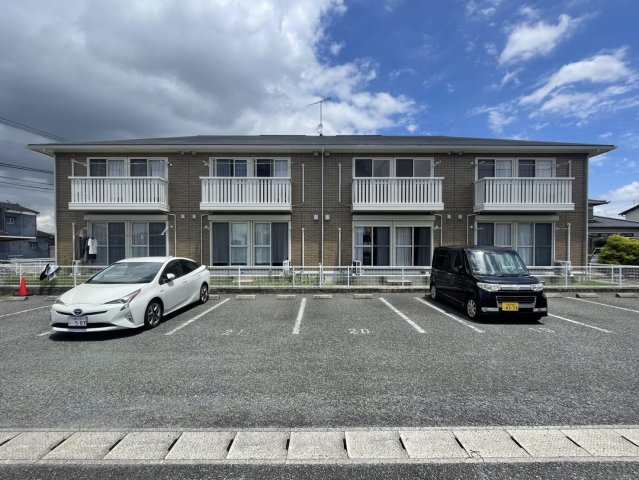 建物外観　外観は落ち着いています