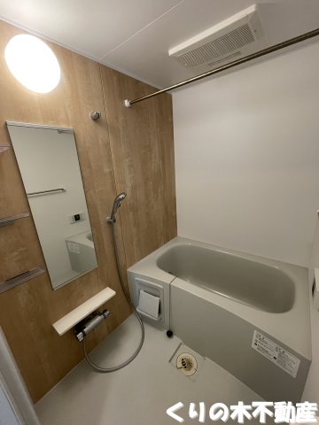 バス・シャワールーム　反転タイプのお部屋です（現況を優先します）
