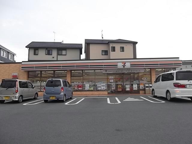 コンビニ　セブンイレブン名古屋下志段味店（コンビニ）まで884m