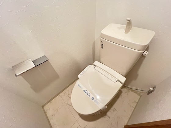 トイレ　※別部屋の写真です