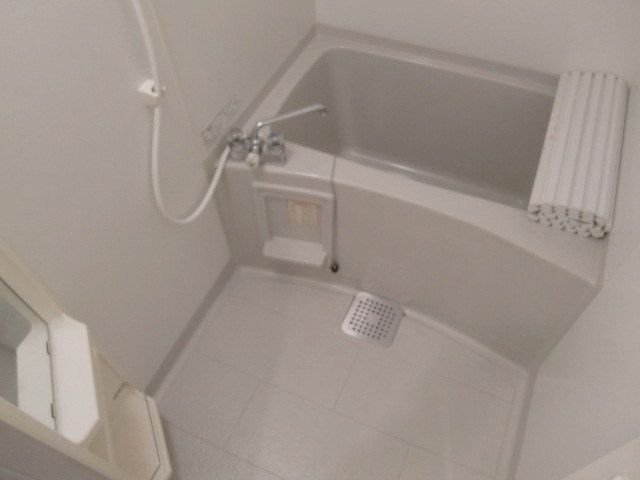 バス・シャワールーム　ゆったりバスタイム。