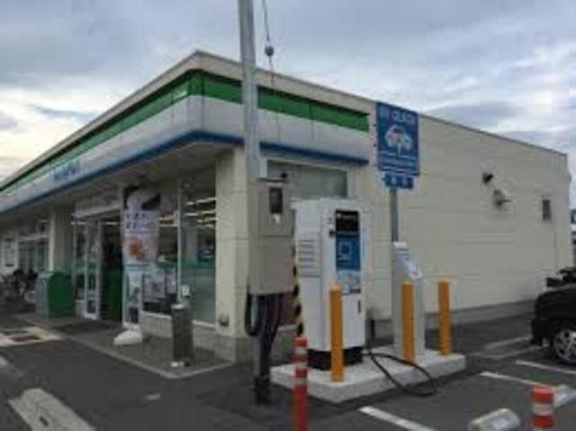 コンビニ　ファミリーマート　姫路飾磨細江（コンビニ）まで665m