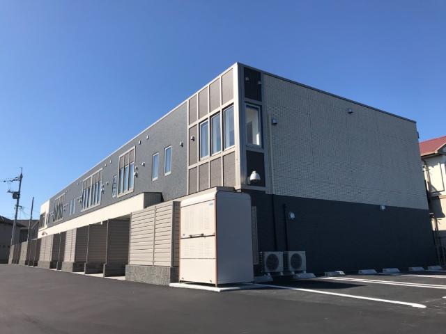 建物外観　外観写真（昼）