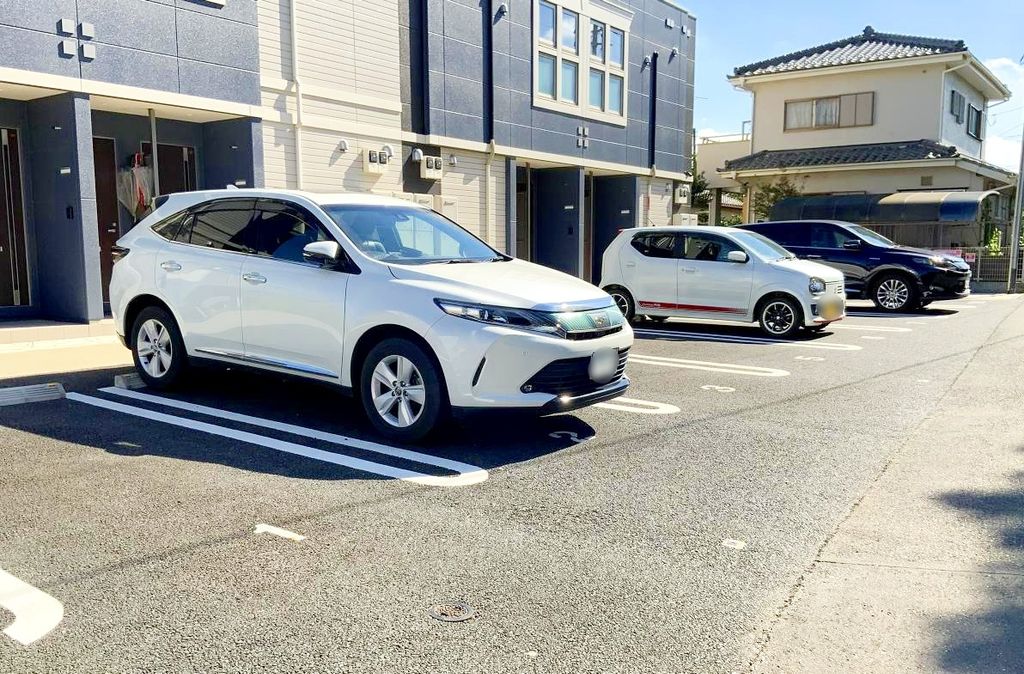 駐車場　駐車場