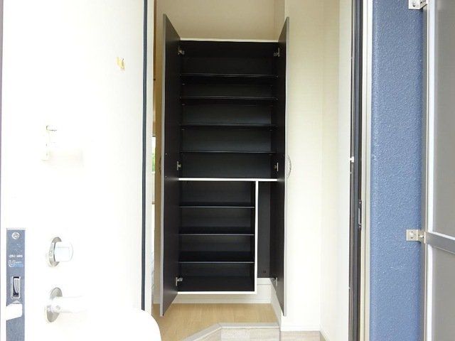 玄関　収納