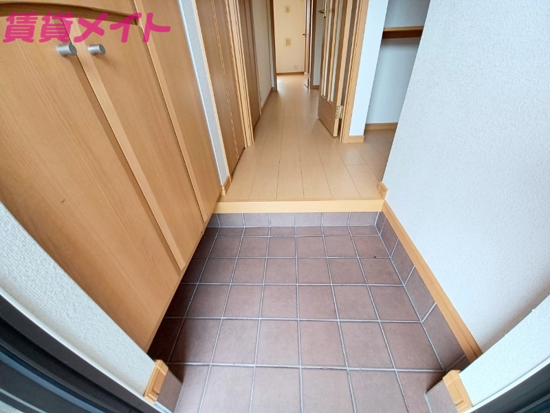 玄関　同型参考写真