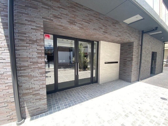 エントランス　角部屋です