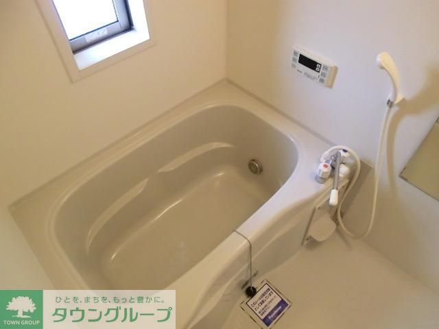 バス・シャワールーム　追焚　換気窓あり