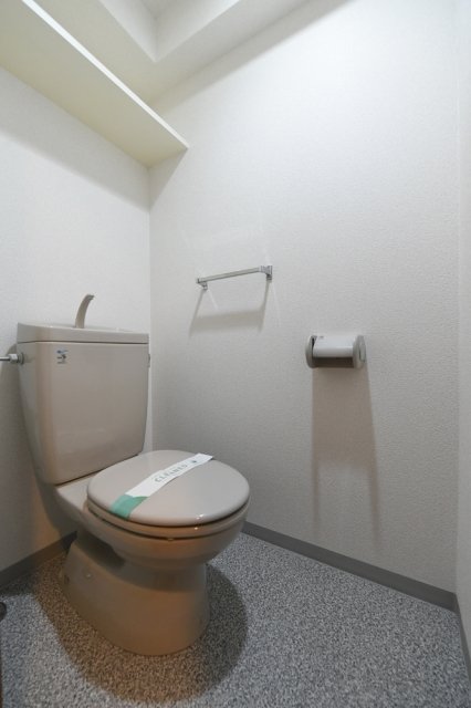 トイレ　清潔感のあるトイレです