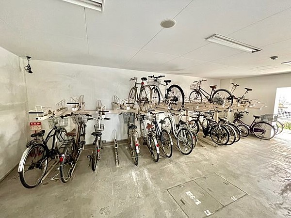 駐車場　駐輪場です。