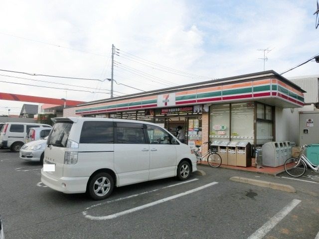 コンビニ　セブンイレブン千種店（コンビニ）まで878m