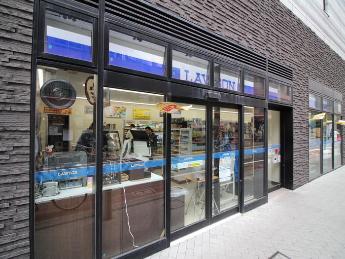 コンビニ　ローソン（コンビニ）まで120m