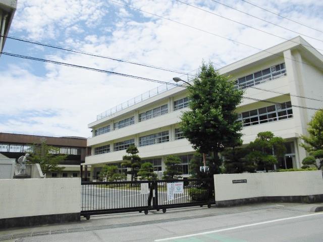 小学校　足利市立矢場川小学校（小学校）まで1338m