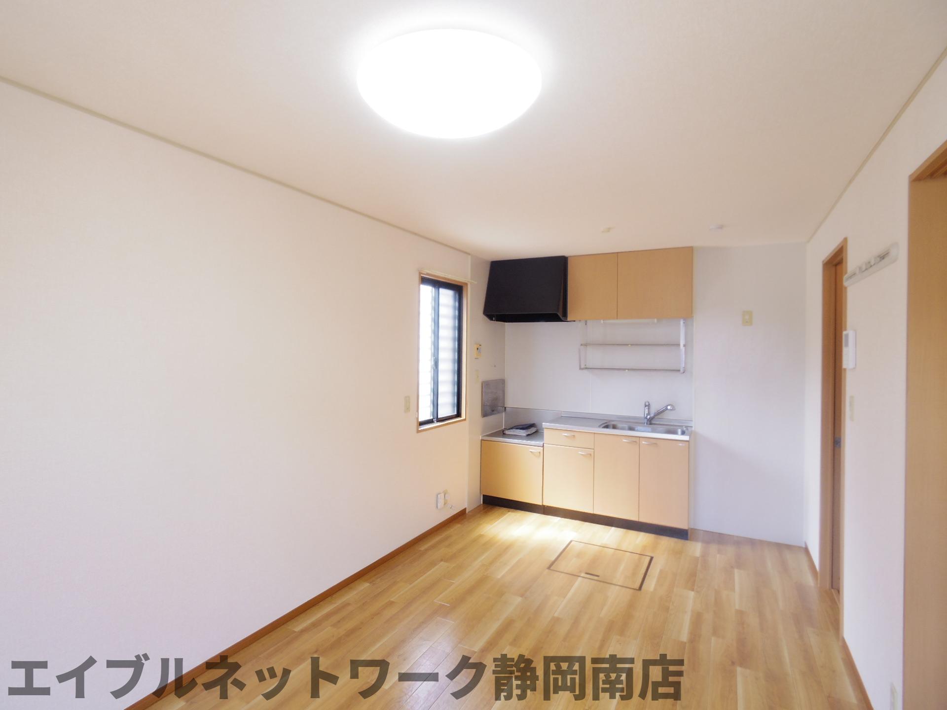 その他部屋・スペース　明るい色調の室内です