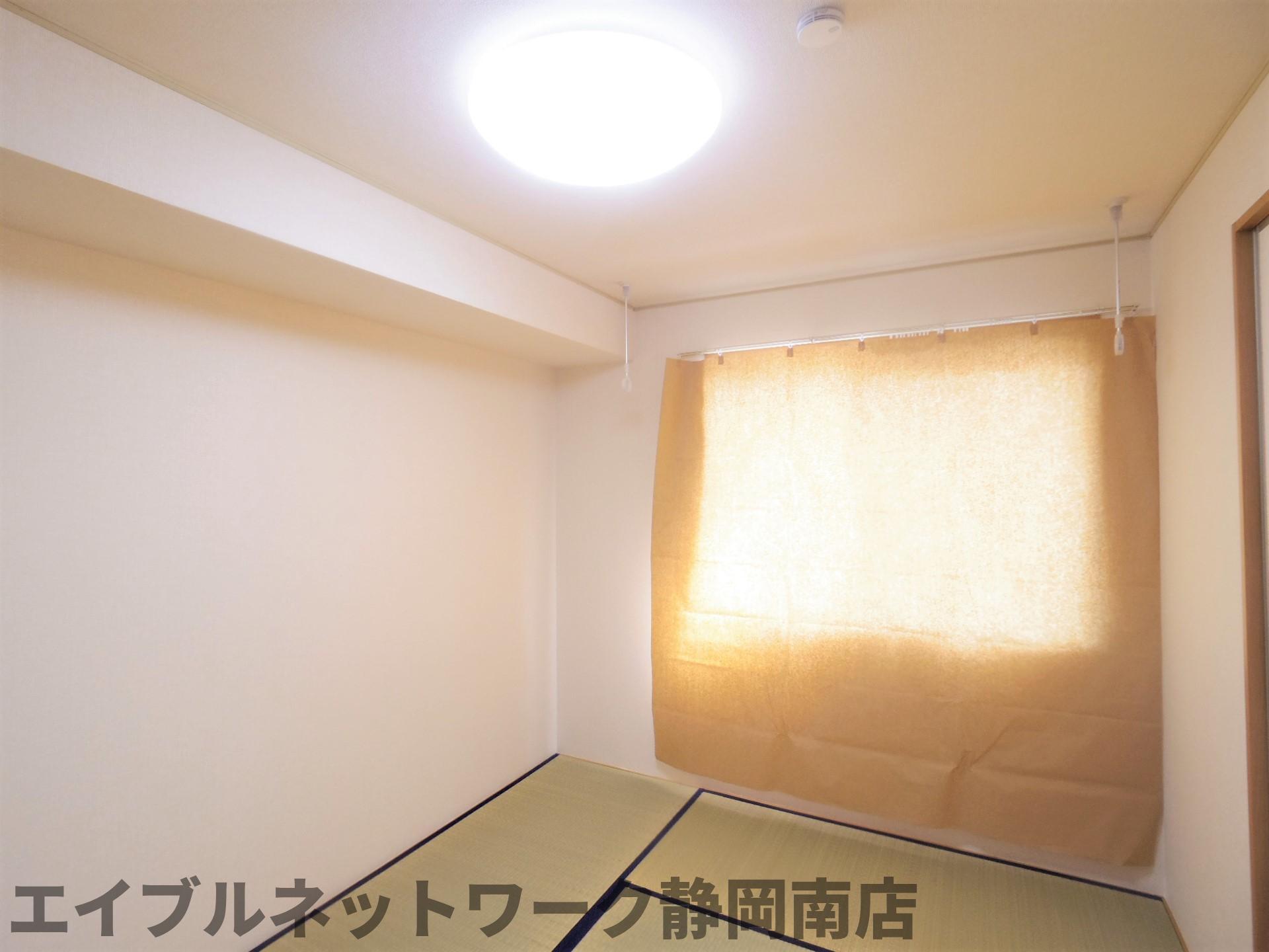 その他　柔らかい畳が心地よい和室