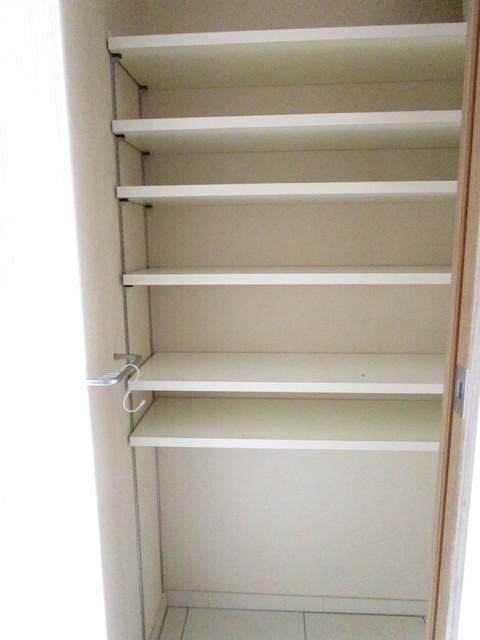 収納　シューズインクローゼット