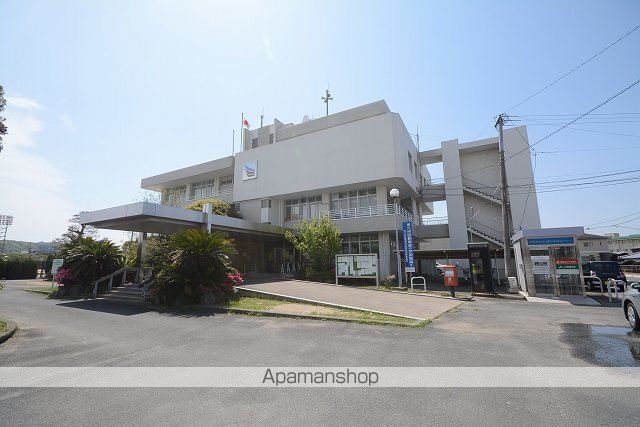 役所　みやこ町役場　豊津支所（役所）まで700m