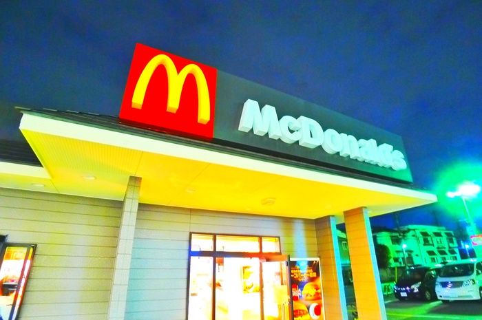 飲食店　マクドナルド（飲食店）まで510m