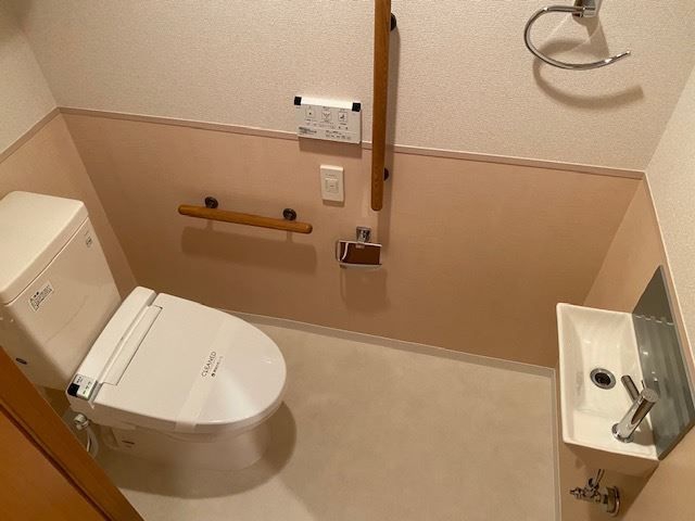 トイレ　写真は同タイプ住居です