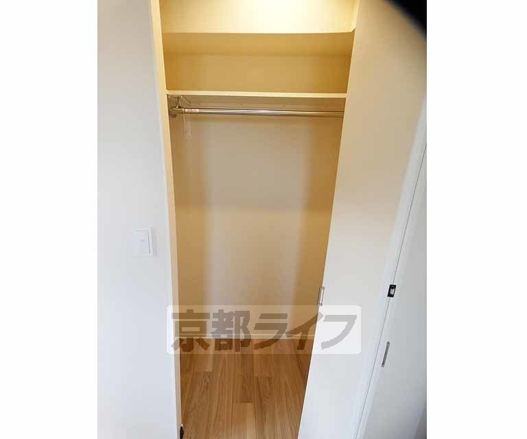 収納　ウォークインクローゼット