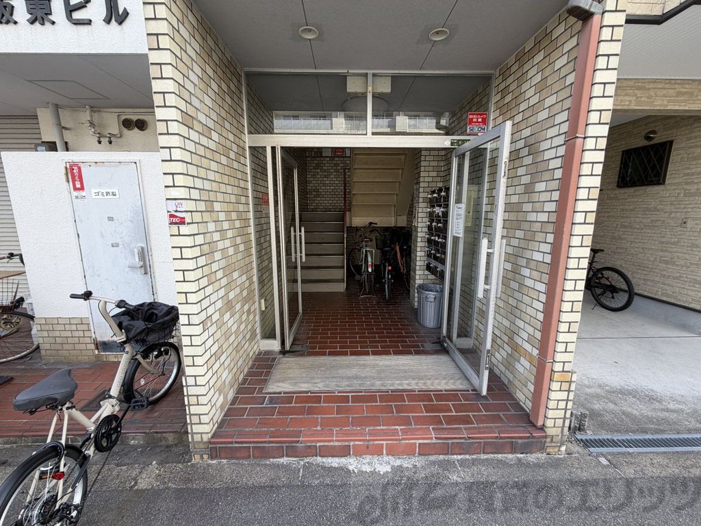 エントランス　エントランス