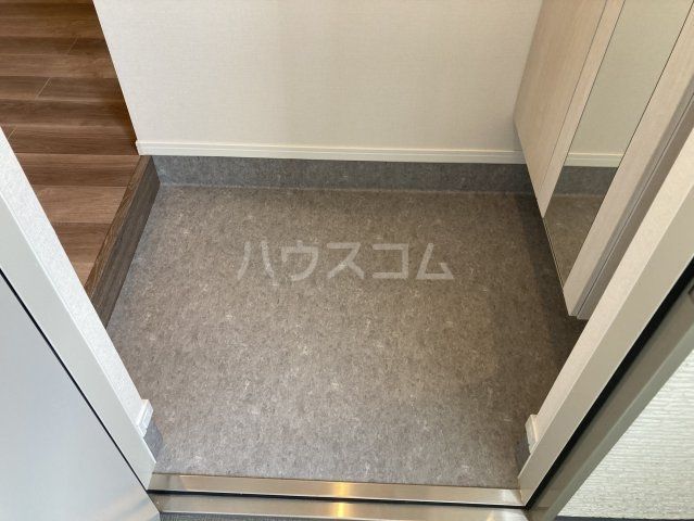 メゾン・ゲンの玄関写真