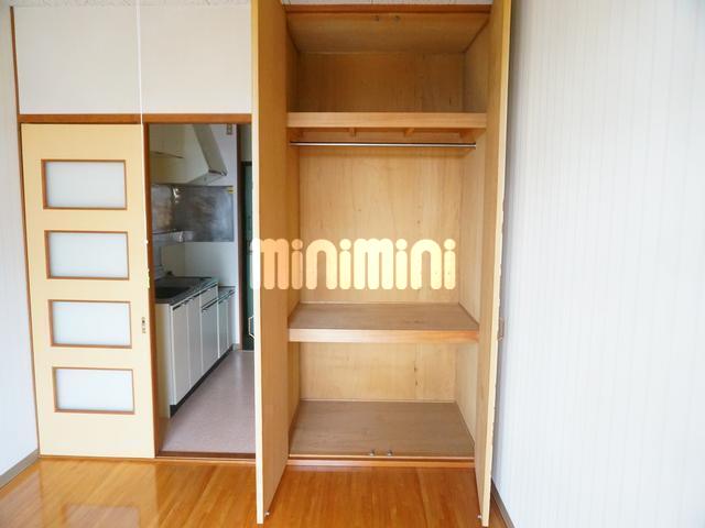 収納　照明器具