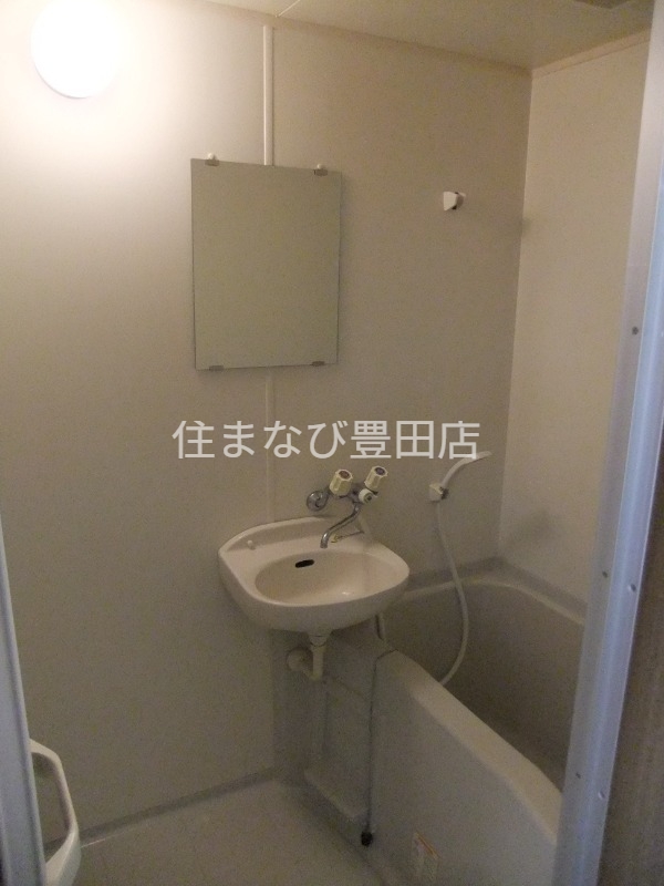 バス・シャワールーム　同型タイプ