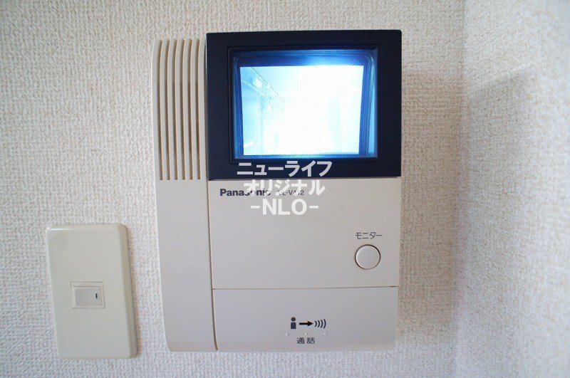 セキュリティ　事前に訪問者を目視してから対応できるTVモニターホン。