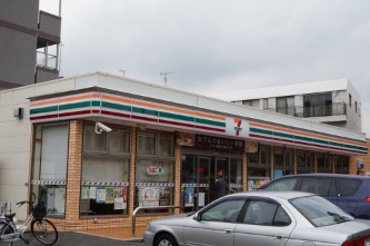 コンビニ　セブンイレブン 川崎下小田中1丁目店（コンビニ）まで386m